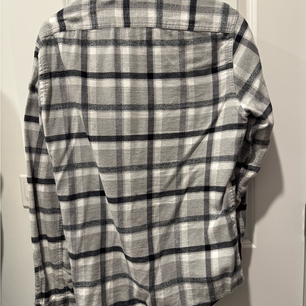 J. Crew Men's Black and Gray Checkered Shirt Jacket - Picture 3 of 3